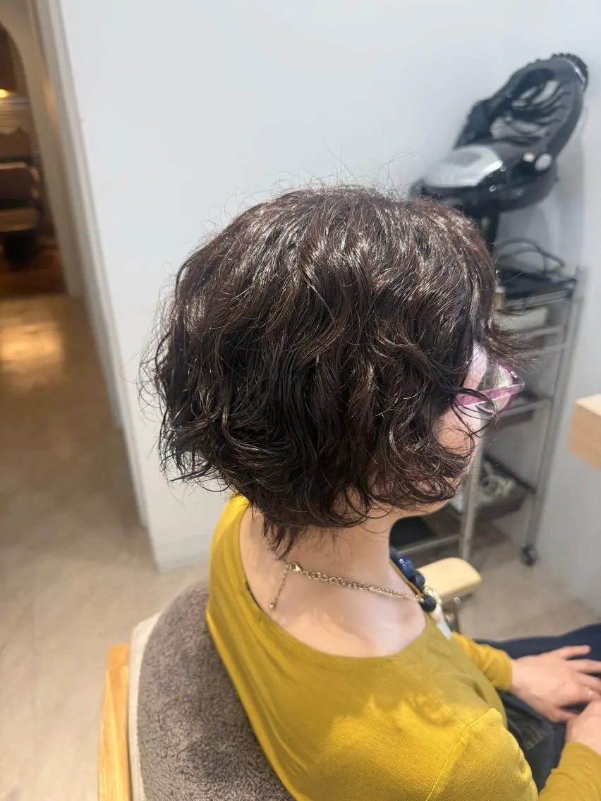 ショート くせ毛 カット パーマ littleesta 那月のヘアスタイル