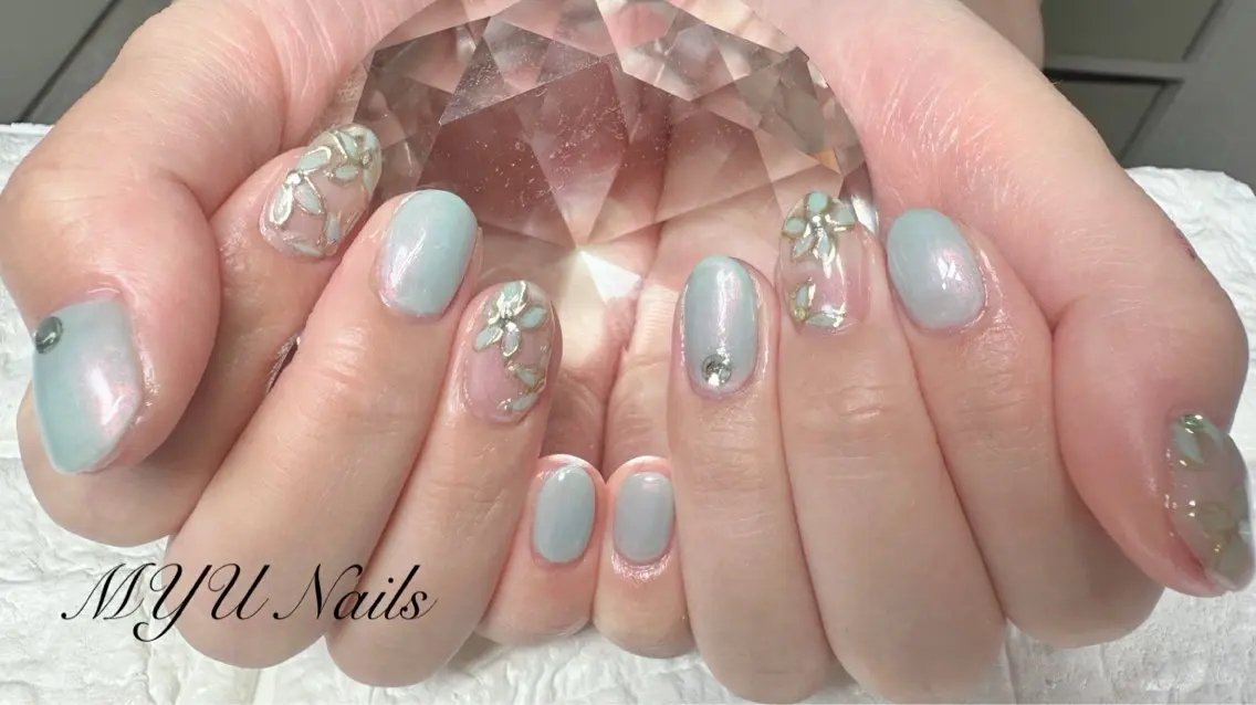 ネイル ジェルネイル 持ち込み ニュアンスネイル ワンカラーネイル パラジェル ハンドネイル ニュアンスネイル🌈 MYU Nailsのネイルデザイン