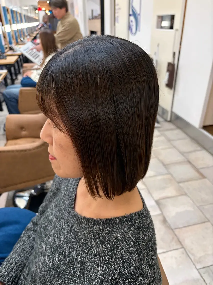 ショート カット トリートメント ヘッドスパ カラー/アイリスト 麻優のヘアスタイル