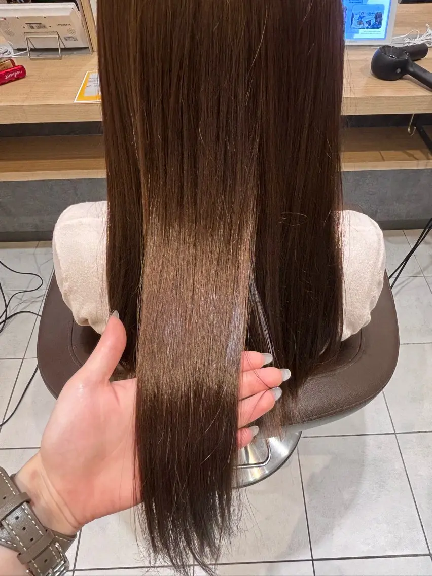 セミロング ヘアカラー 淺井 さくらのヘアスタイル