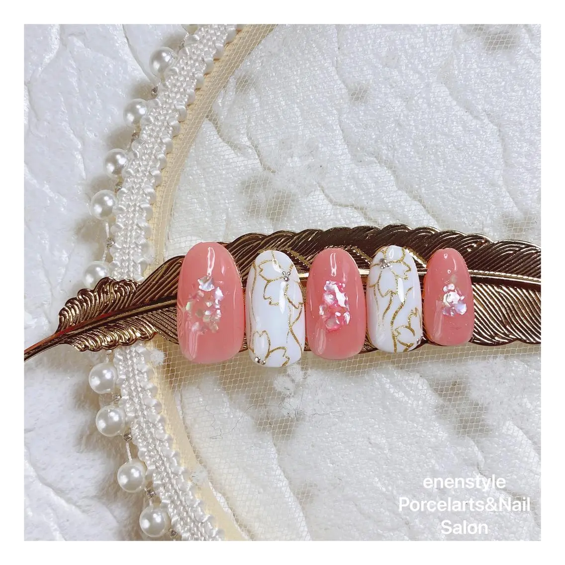 ミディアム ネイル 🐾enen style 🐾のネイルデザイン