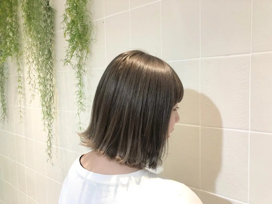 ミディアム カラー ヘアカラー まつげ兼任しもさこ 🌟レイヤー得意のヘアスタイル