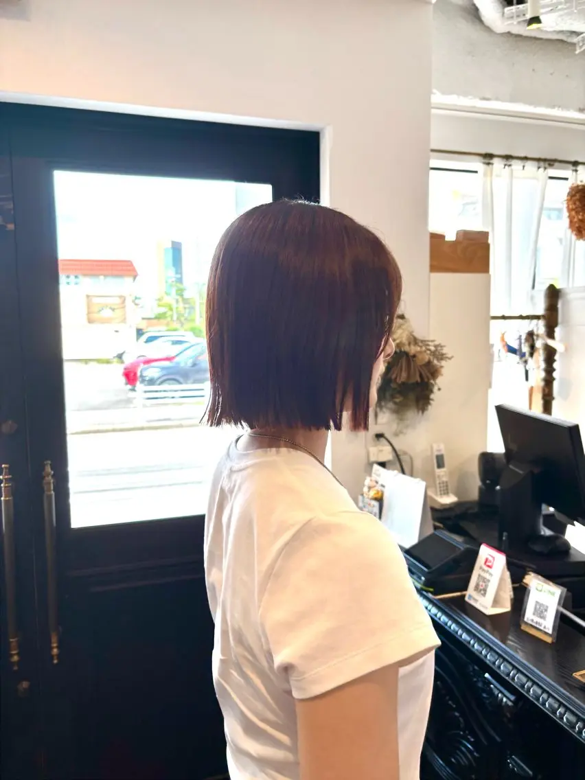 ショート 切りっぱなしボブ ボブ トリコヘアサロン 新井千智のヘアスタイル