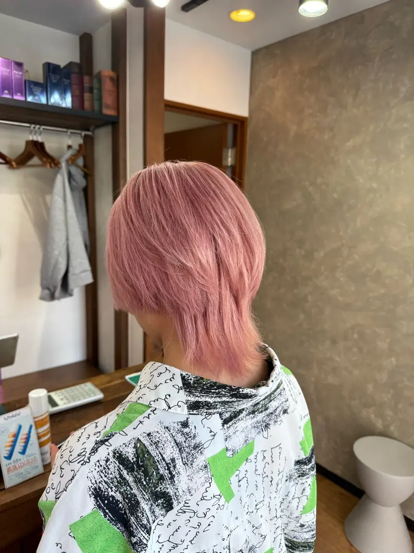 ショート カラー ブリーチ カット ヘアカラー 有田裕真 【ブリーチカラー】のヘアスタイル