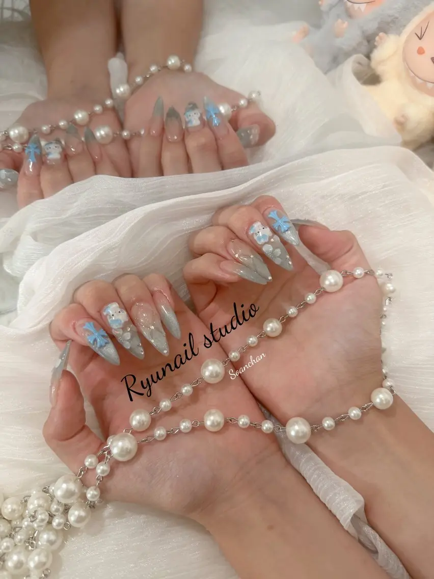 ネイル アートネイル ジェルネイル マグネットネイル ニュアンスネイル シンプルネイル ハンドネイル Ryu Nail NekoChanのネイルデザイン