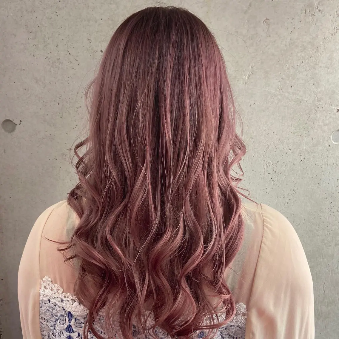 ロング カラー カット ヘアカラー トリートメント 川端 康介のヘアスタイル