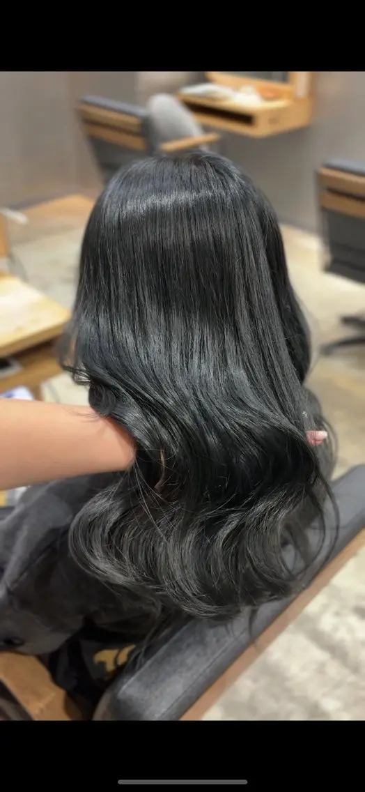 ミディアム ヘアカラー 𝐼𝑛𝑖𝑡𝑦 🎀 𝑦𝑢𝑖♡のヘアスタイル