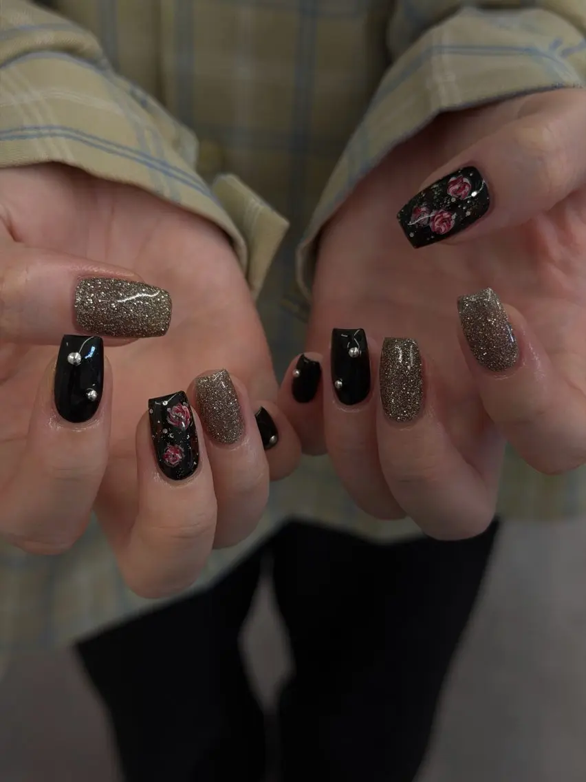 ネイル ジェルネイル レース マグネットネイル ニュアンスネイル パラジェル ハンドネイル ハンドケア Bana_ Nailのネイルデザイン