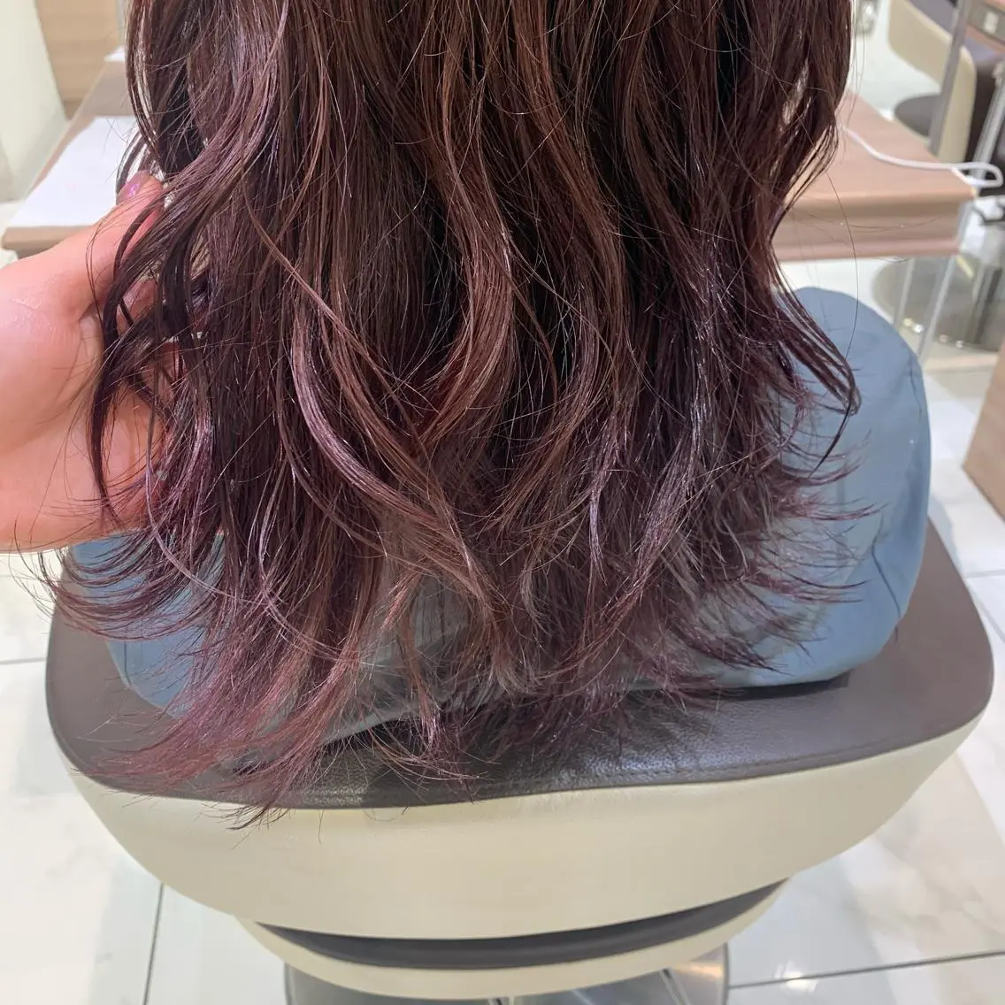 ロング カラー ヘアアレンジ 小白井 由美のヘアスタイル