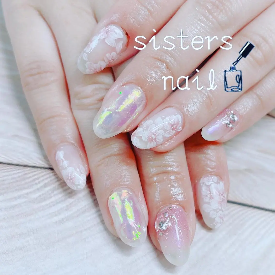 ネイル アートネイル オーロラネイル フラワーネイル 氷ネイル・うるうるネイル ニュアンスネイル sisters nail.fのネイルデザイン