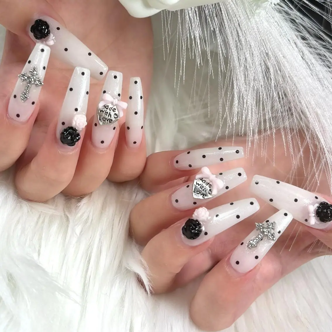 ネイル nailist SENAのネイルデザイン