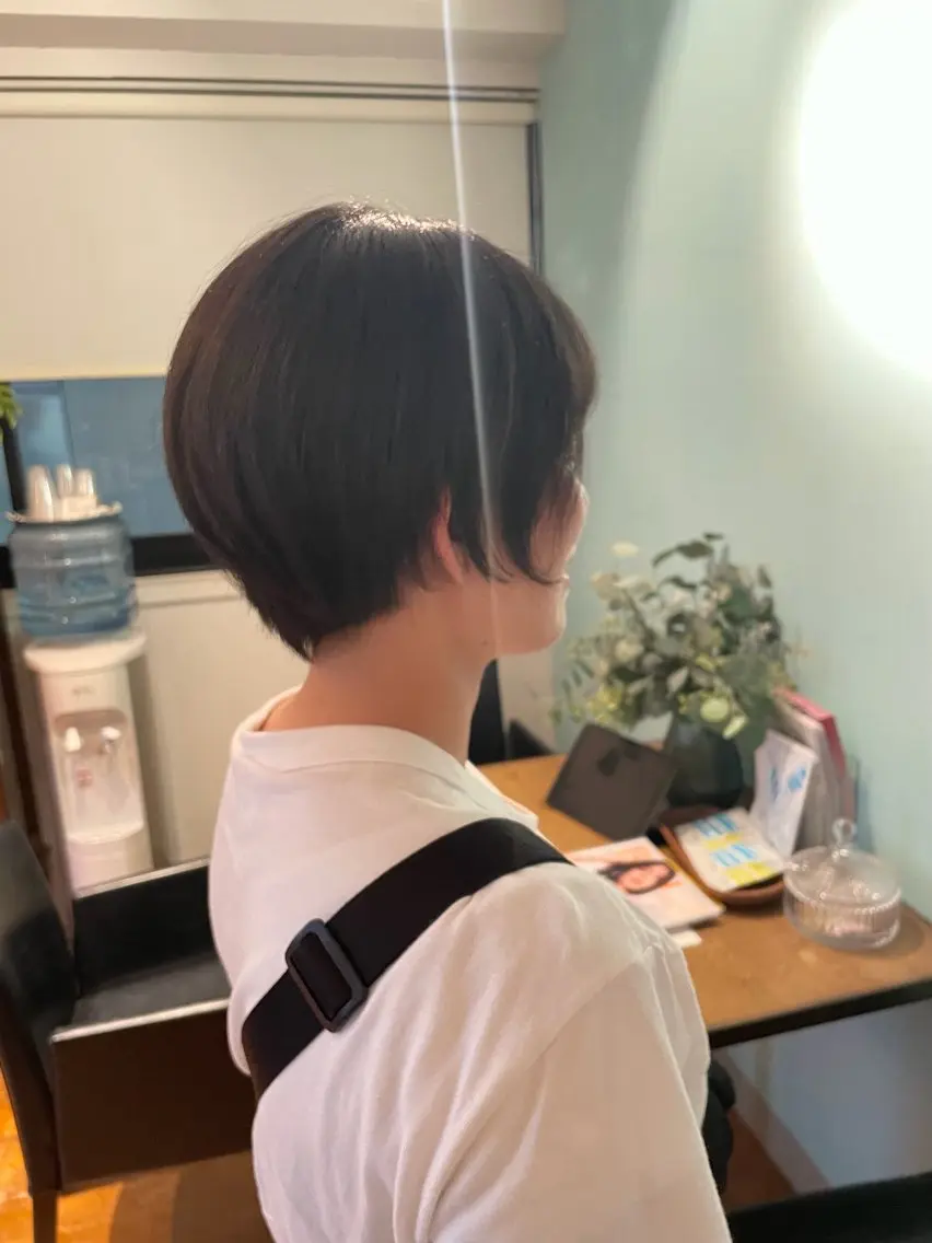 ショート 江里口 愛のヘアスタイル