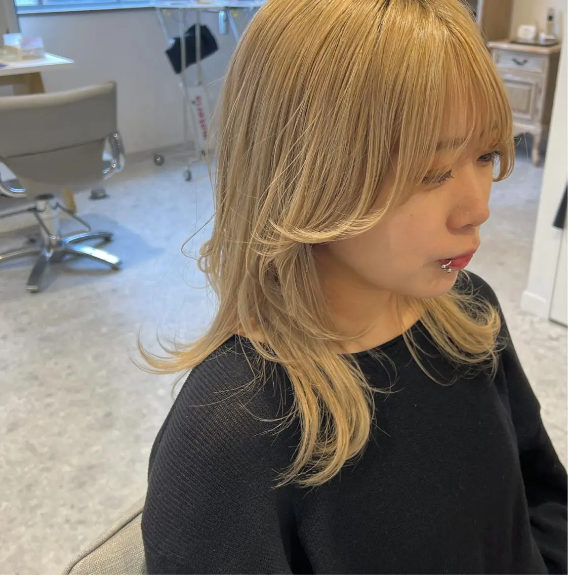 ミディアム カラー カット ヘアカラー ひがし はるなのヘアスタイル