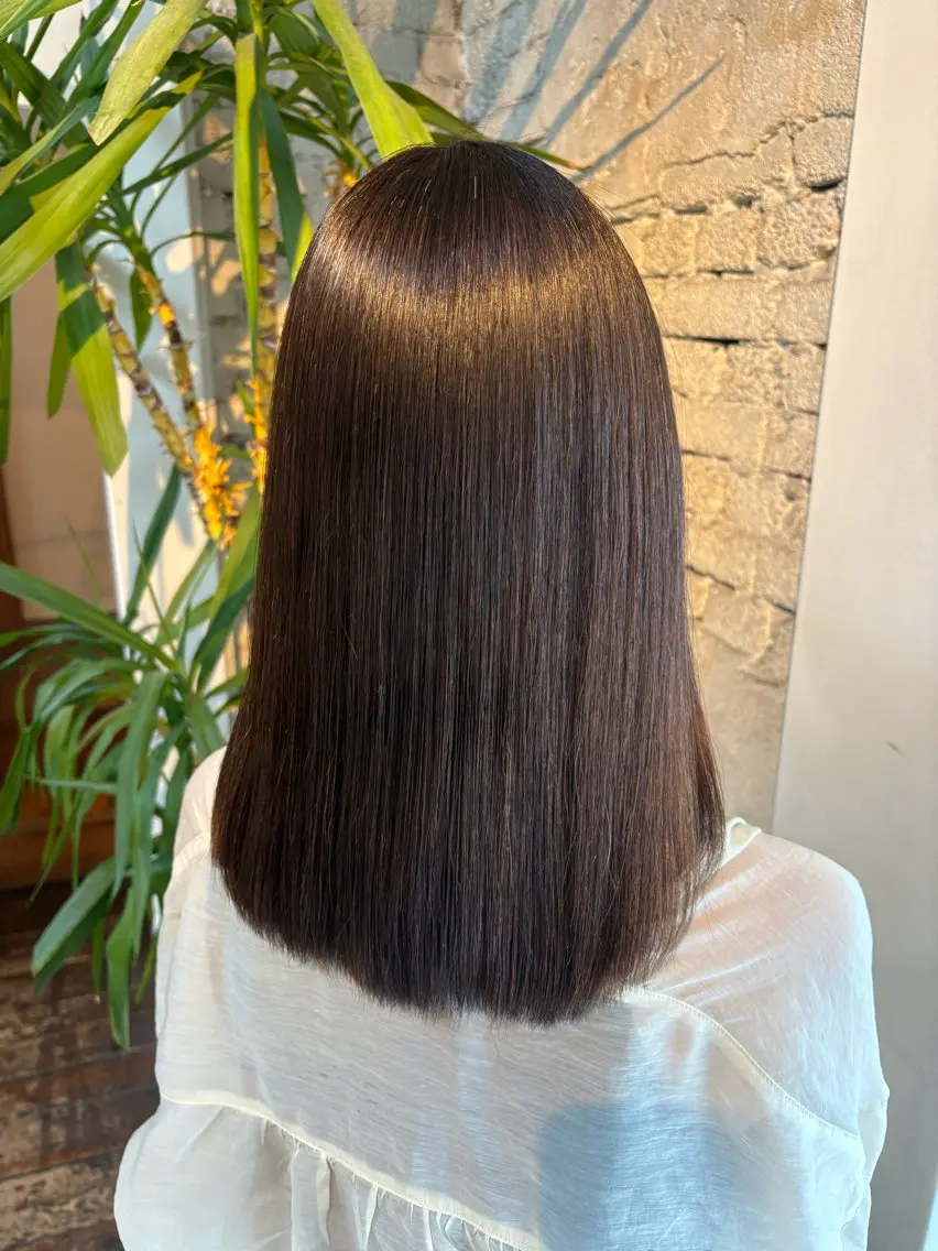 ミディアム 杉原 向日梨のヘアスタイル