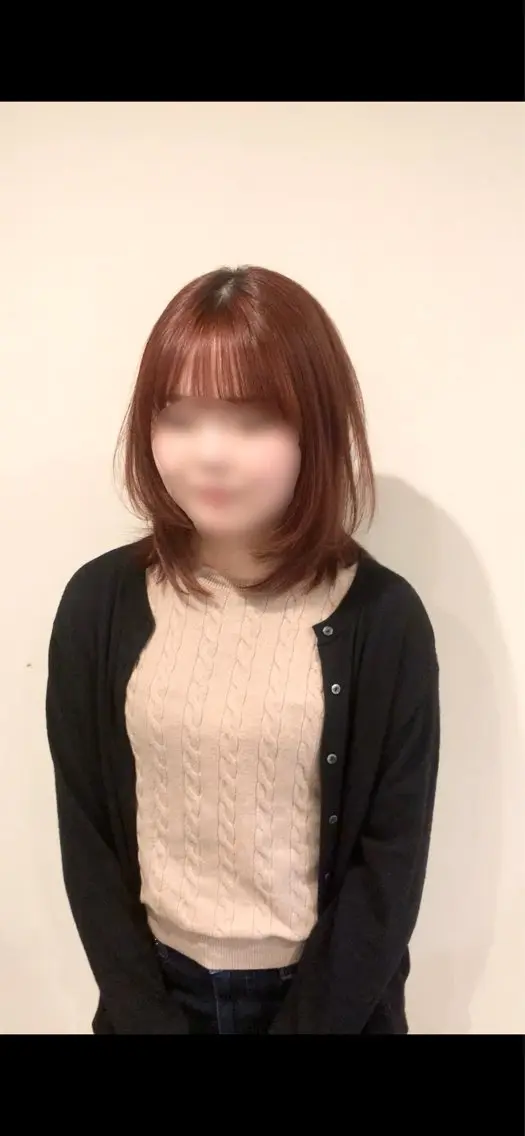 ミディアム レイヤーカット 伊藤 鳳雅のヘアスタイル