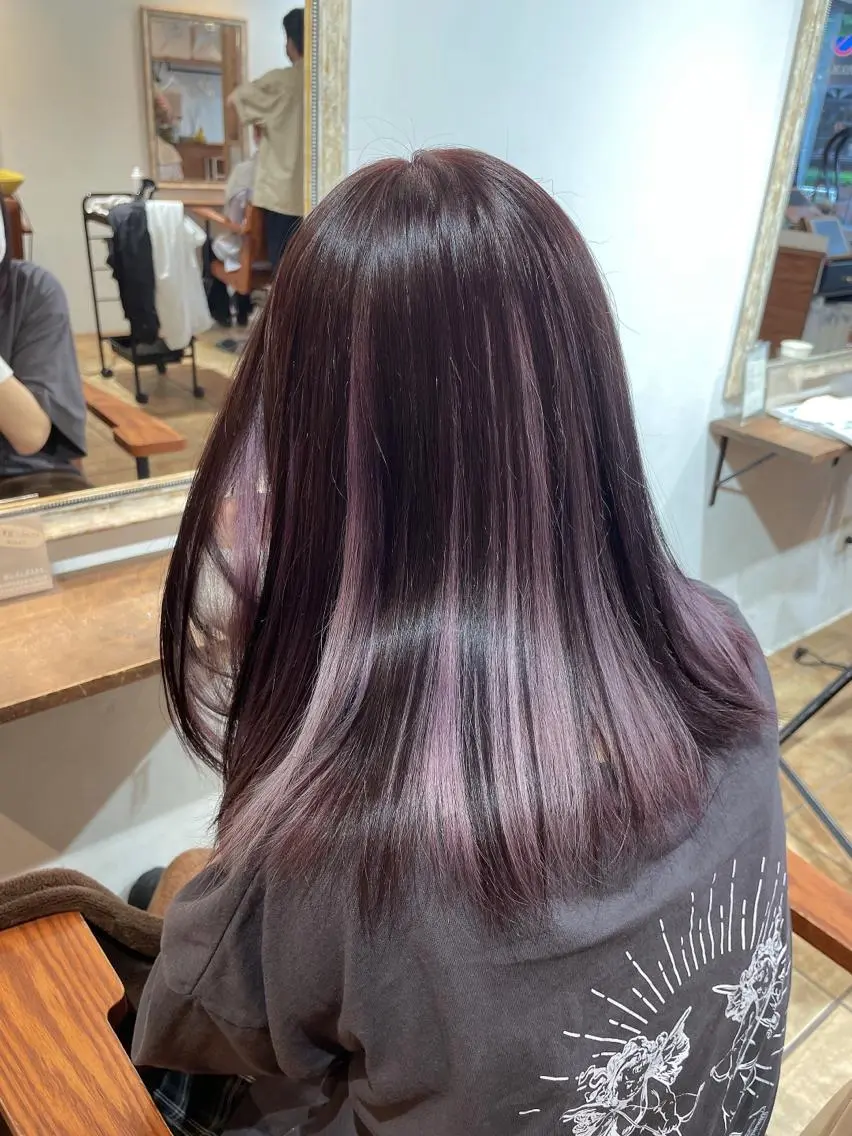 インナーカラー(ケアブリーチ)×全体透明感カラー×5stepトリートメントの写真