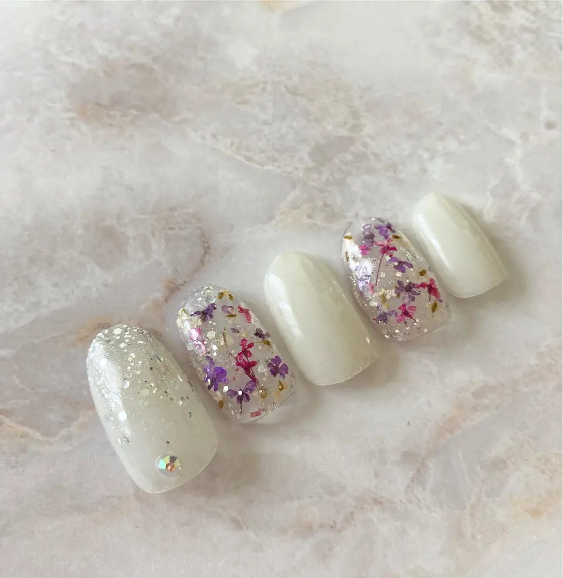 ネイル ハンドネイル フットネイル NailSalon Beniceのネイルデザイン