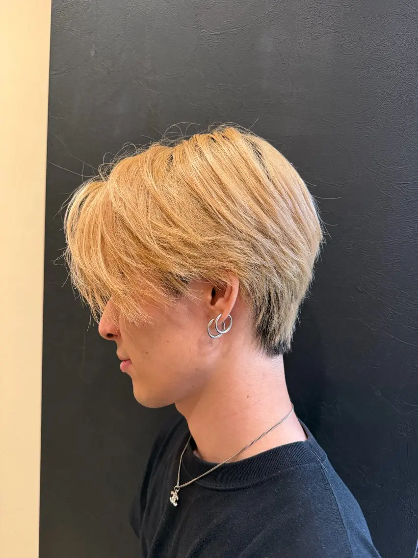 ショート カラー メンズ 澤田 大翔のヘアスタイル