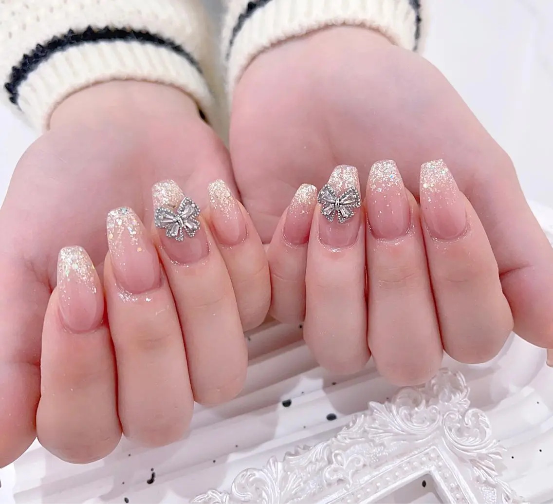 ネイル ハンドネイル FLY Nail Salonのネイルデザイン