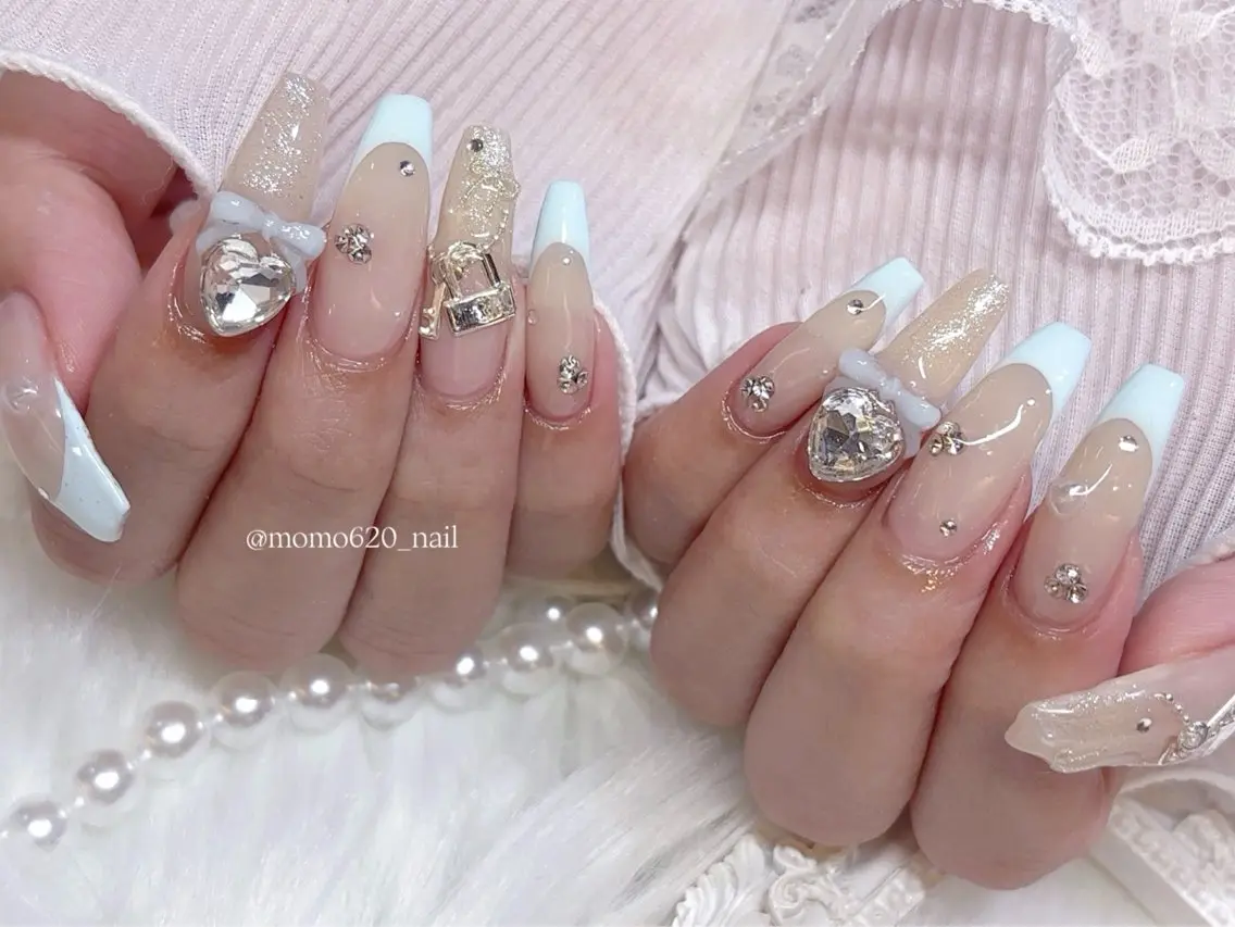 ネイル ブルー ハンドネイル momoka🤍 四ツ橋のネイルデザイン
