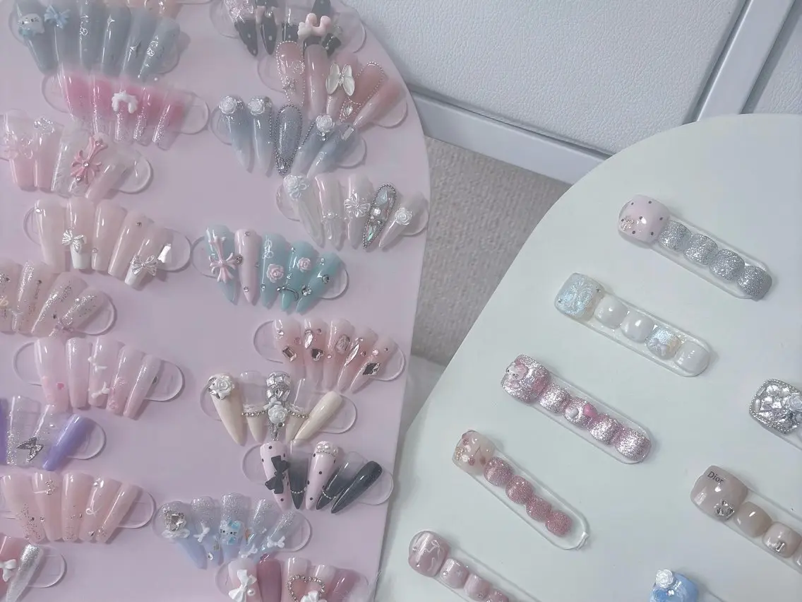 ネイル ハンドネイル Hinari 🦋のネイルデザイン