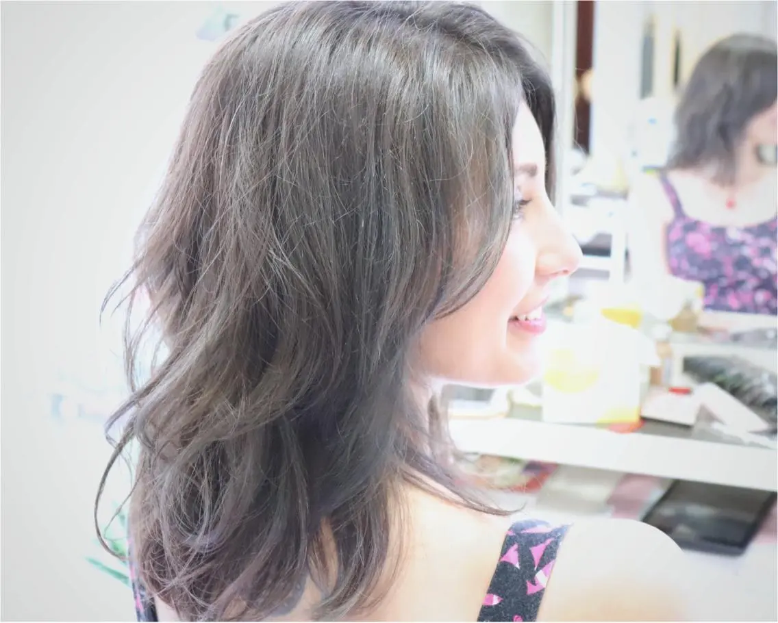 セミロング カラー 透明感カラー グレージュ ハイライトカラー ハイライト カット ヘアカラー soul salon ✩☪︎⋆｡IZUMIのヘアスタイル