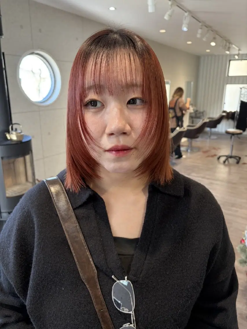 ミディアム レイヤーカット ...a ゆかりのヘアスタイル