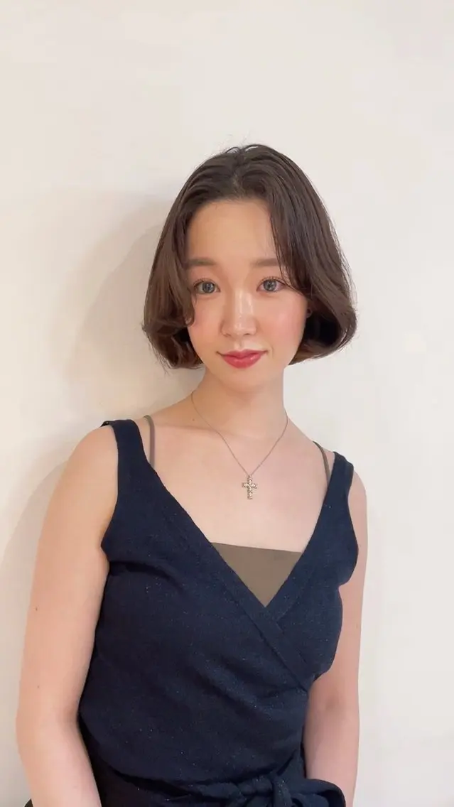 ショート ボブ 山崎 里紗のヘアスタイル