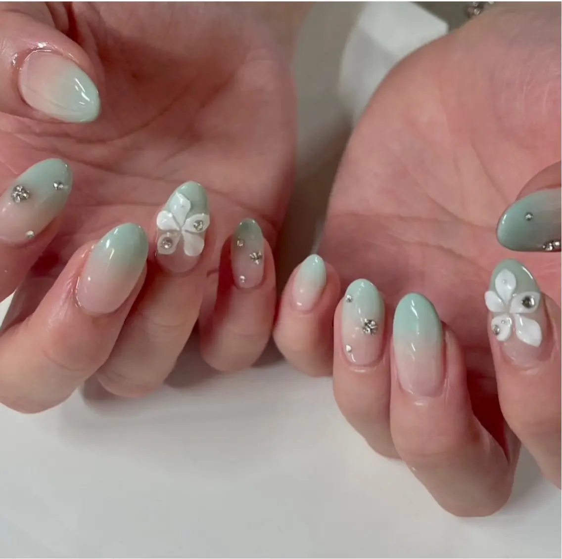 ネイル ハンドネイル Lovely Nail Salonのネイルデザイン
