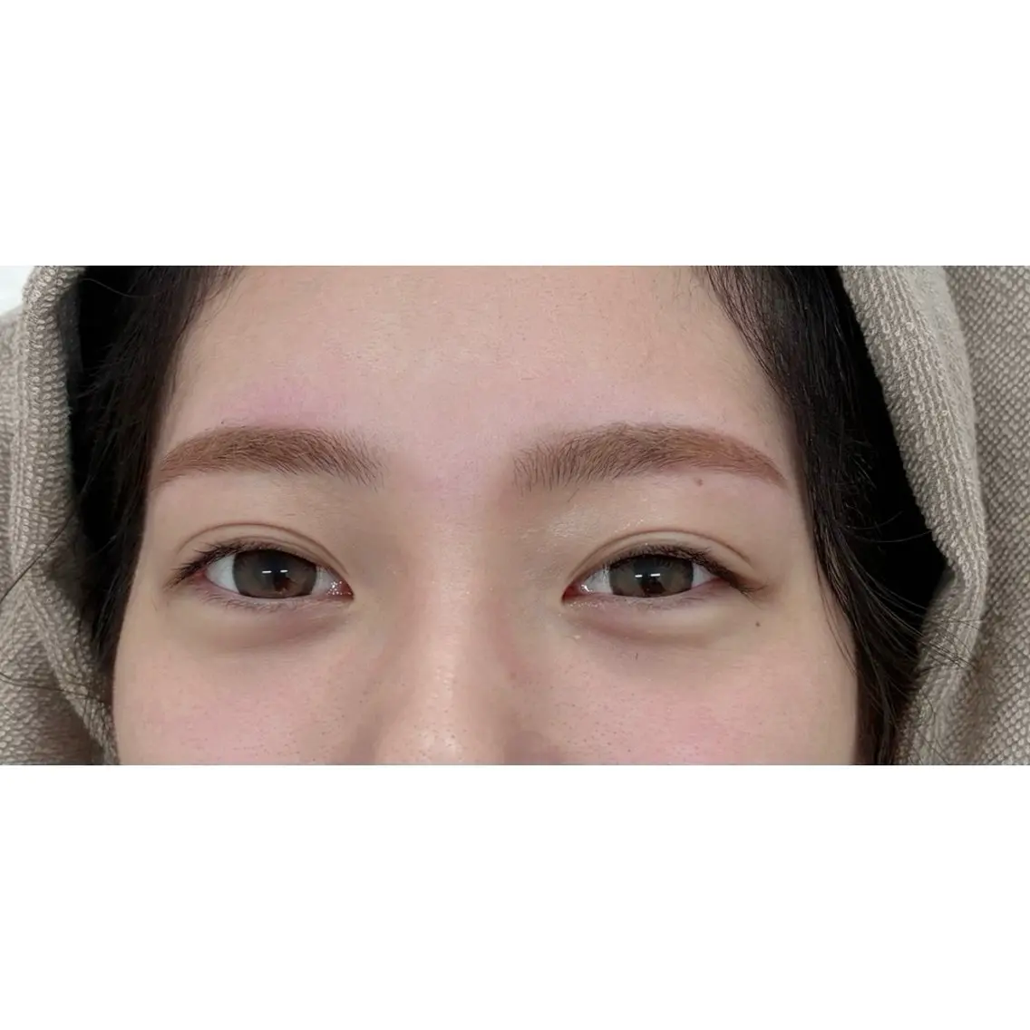 アイブロウ Awww! Hitomiの眉毛・アイブロウイメージ