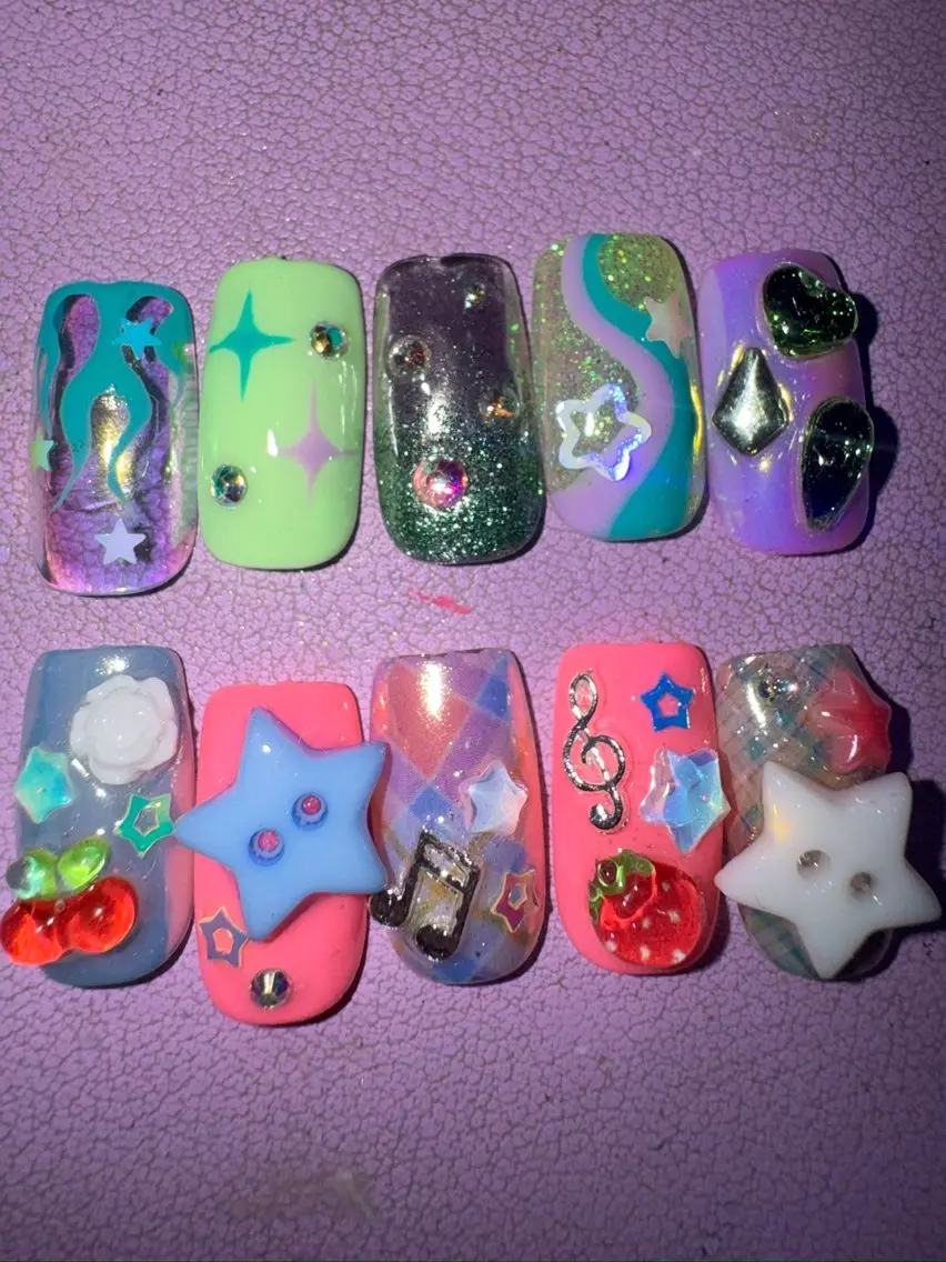 ネイル 長さ出し ハート キラキラネイル ハンドネイル HI-KO nail🍒のネイルデザイン