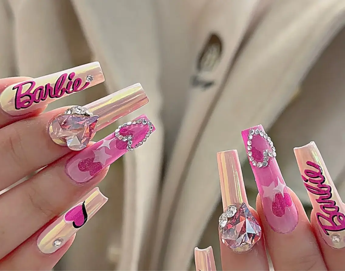ネイル フレンチネイル グラデーション キラキラネイル 韓国ネイル マグネットネイル ハンドネイル 🎀🎀YooLi Nail Salonのネイルデザイン