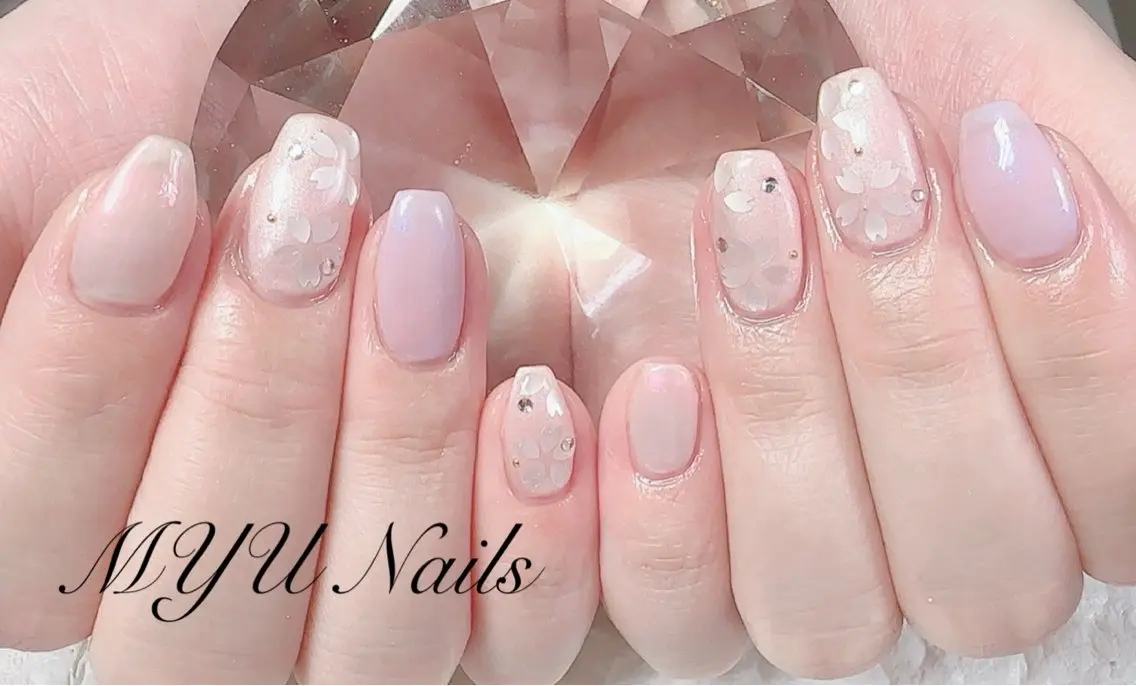 ネイル ジェルネイル 持ち込み ニュアンスネイル ワンカラーネイル パラジェル ニュアンスネイル🌈 MYU Nailsのネイルデザイン