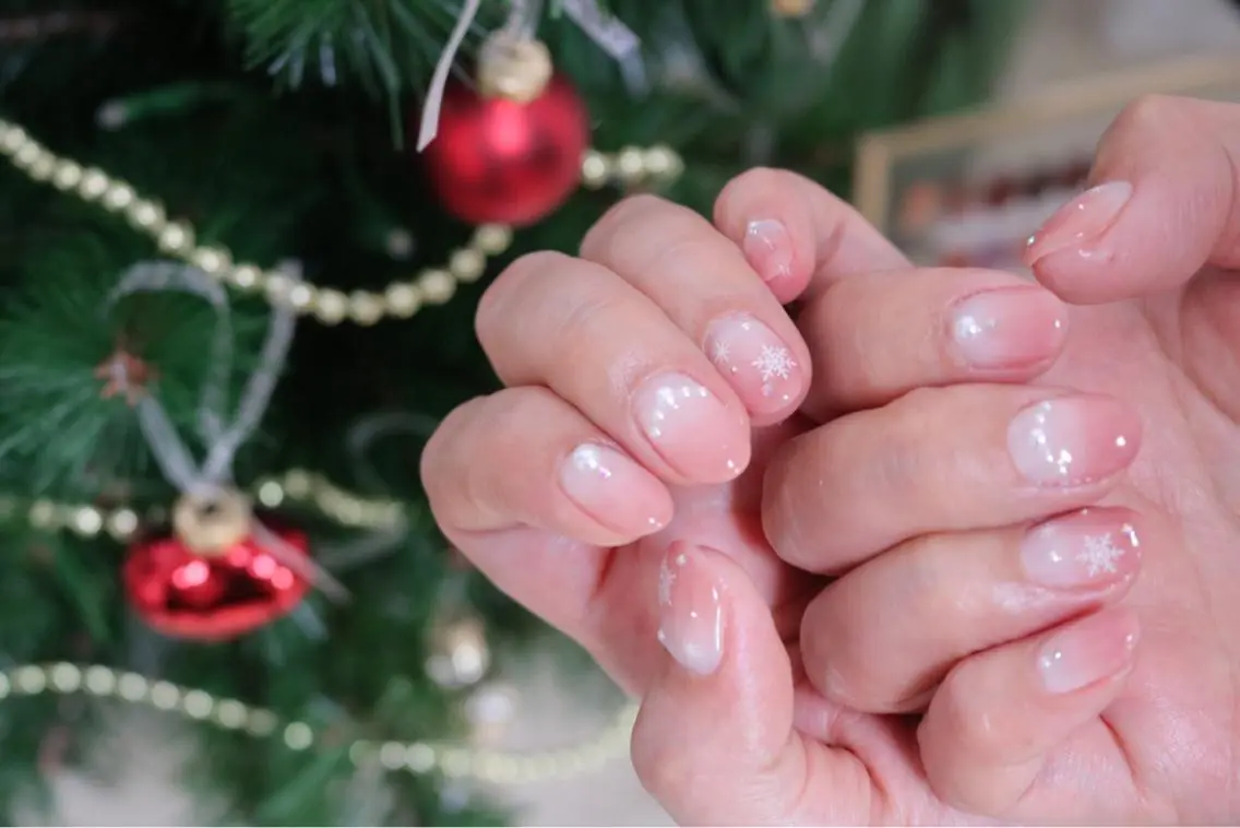 ネイル オーロラネイル 長さ出し ジェルネイル 韓国ネイル 持ち込み ハンドネイル MH Nailのネイルデザイン