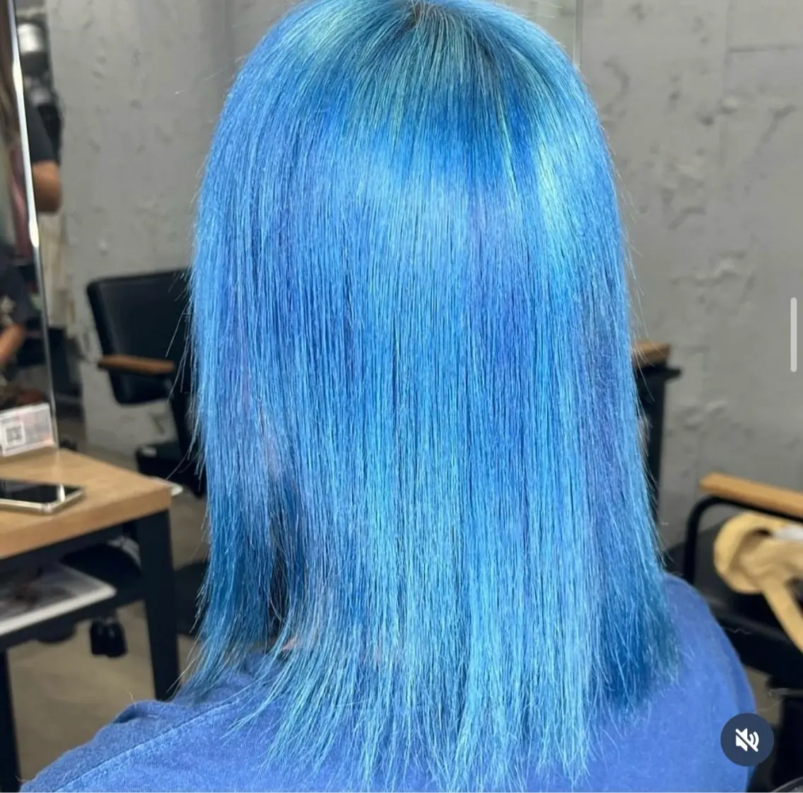 ミディアム 💚 AKI 💚のヘアスタイル