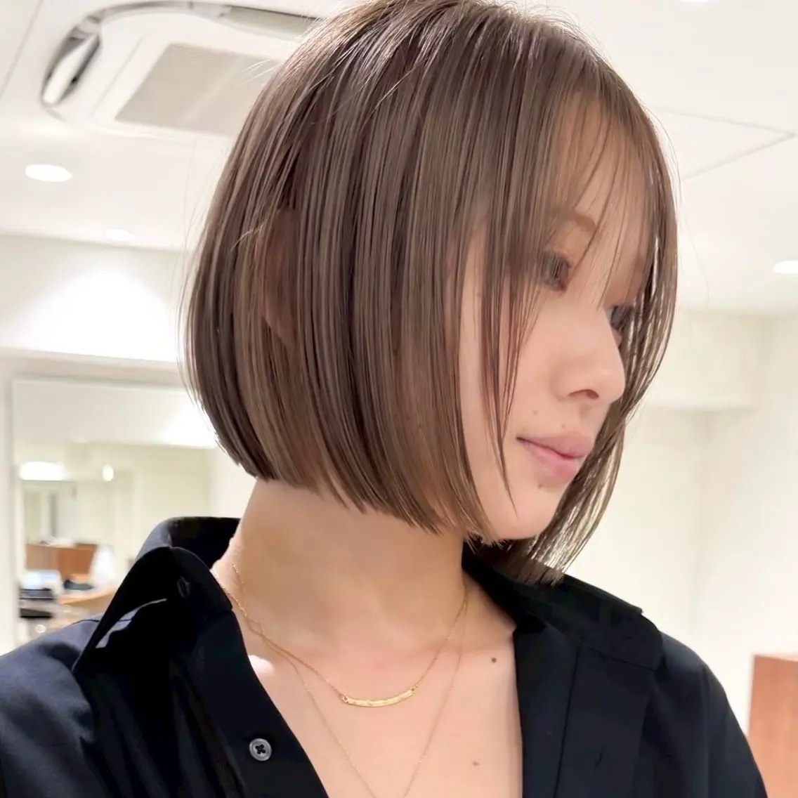 ショート カラー ヘアアレンジ ボブ指名１位/パツッ とボブ/似合わせのヘアスタイル