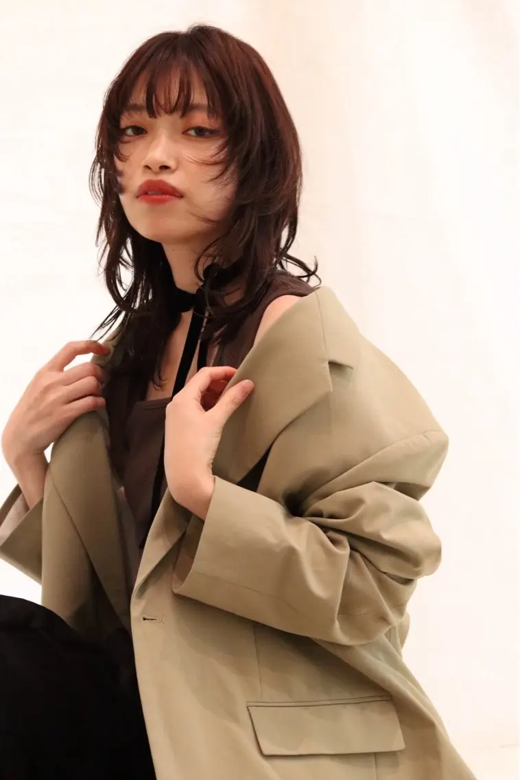 セミロング カット ヘアカラー トリートメント 新宿三丁目 田中美由紀のヘアスタイル