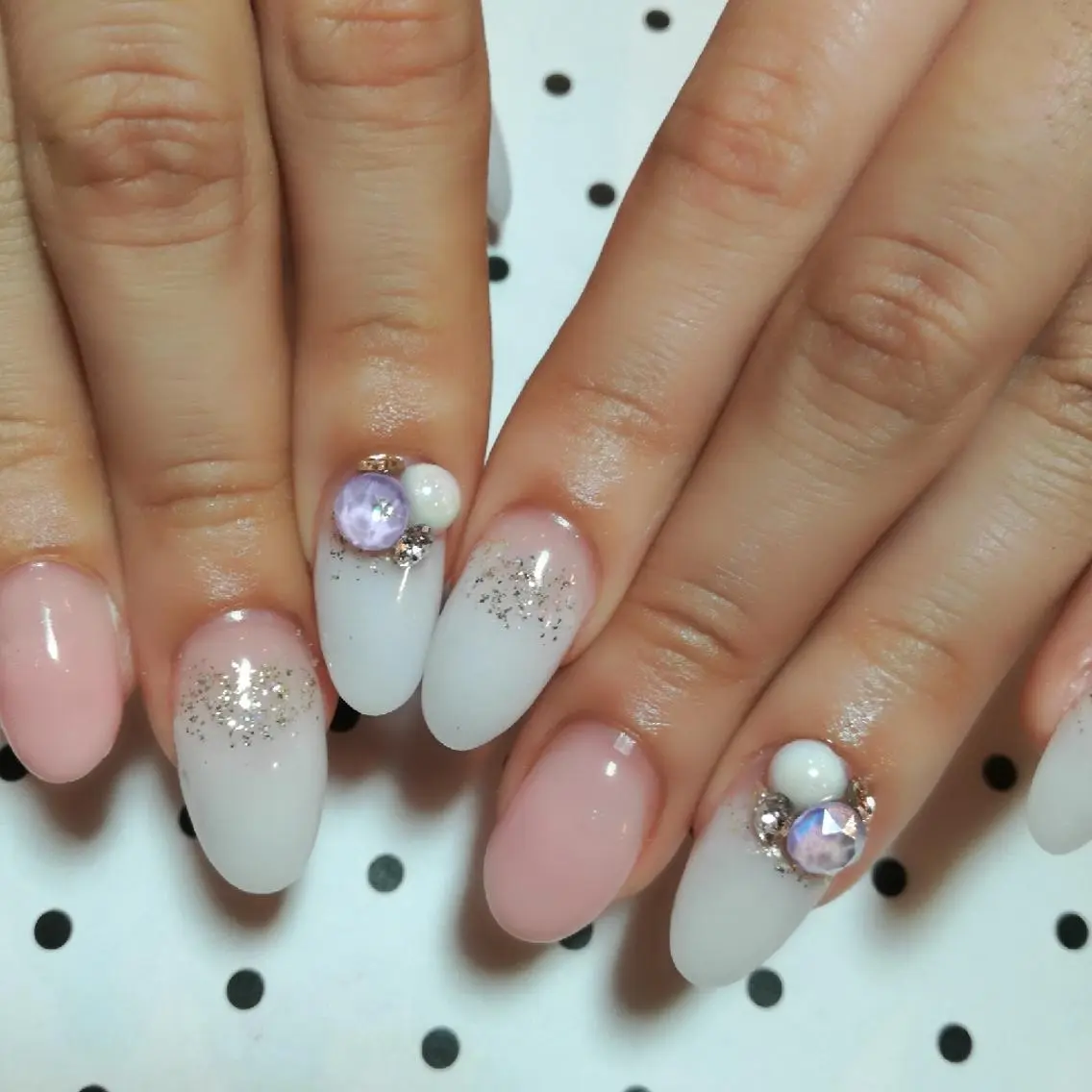 ネイル グラデーション ラメ(グリッター) スカルプネイル ホワイト sweet pico 住吉のネイルデザイン