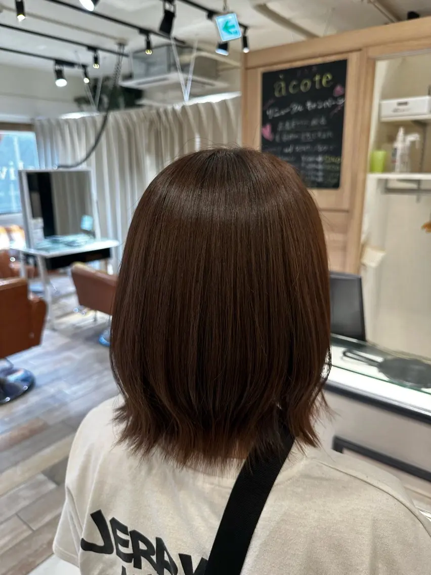 ミディアム カラー カット ヘアカラー 岡本 葵のヘアスタイル