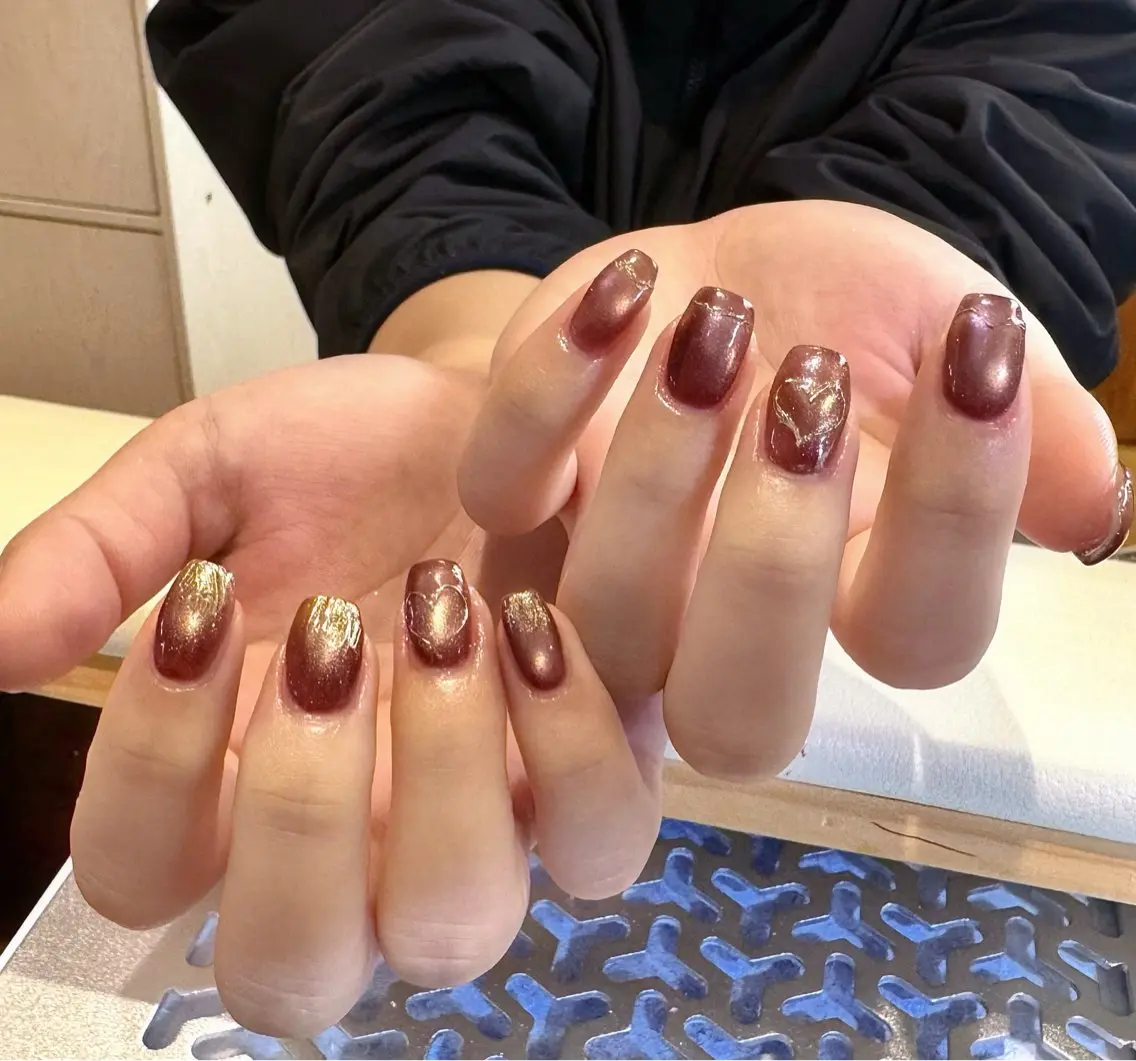 ネイル ニュアンスネイル シンプルネイル 冬ネイル 孔 ジンシェンのマツエク・マツパデザイン