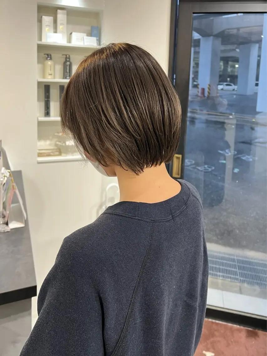 ショート ショートヘア カット トリートメント 黒阪 なみのヘアスタイル