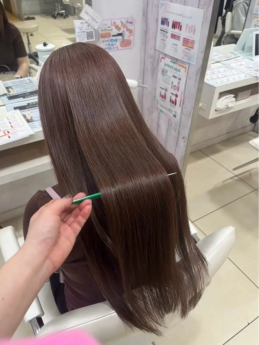 ロング カラー ヘアカラー トリートメント 🫧透明感 ×艶🫧 吉田 陽菜のヘアスタイル
