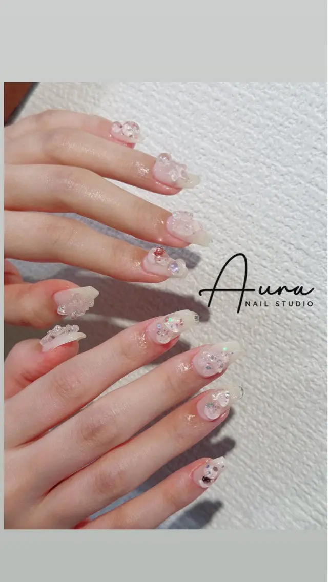 ネイル ハンドネイル Aura Nail Studioのネイルデザイン