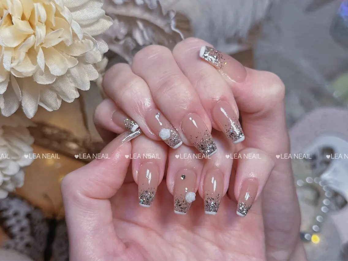 ネイル フラッシュネイル フットネイル ジェルネイル グラデーション 韓国ネイル Luxe Nail Salonのネイルデザイン