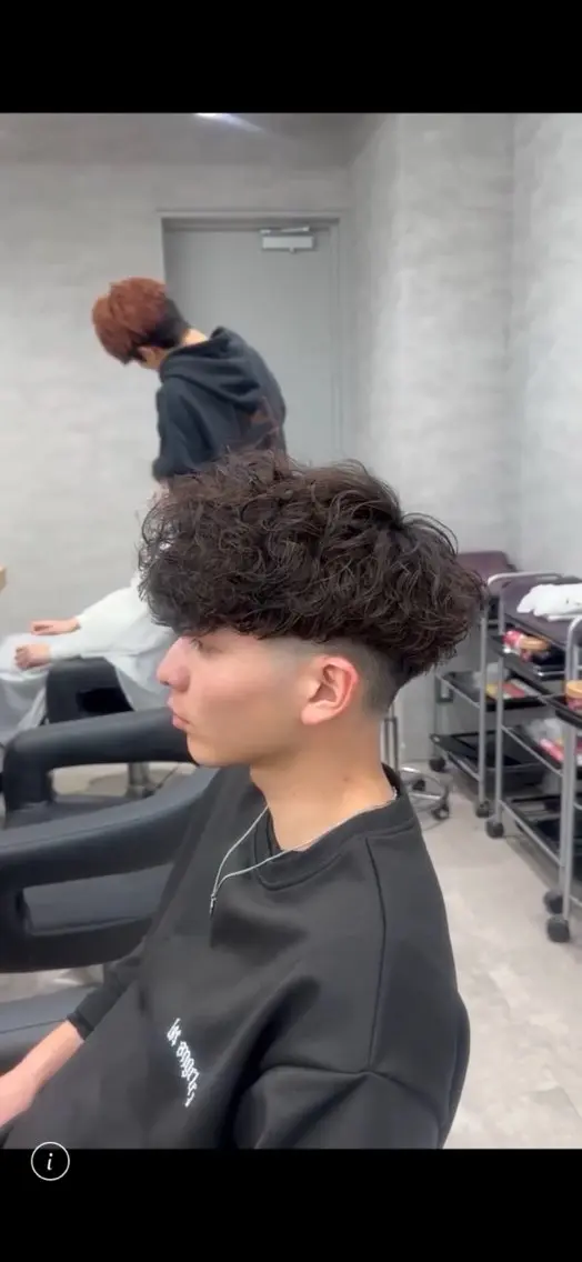 ミディアム パーマ メンズ カット パーマ ⚡️モデル募集⚡️/ メンズヘア 秀平のヘアスタイル