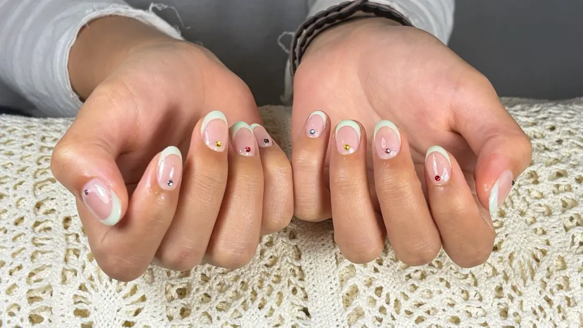 ネイル ハンドネイル 甘 皚萱のネイルデザイン