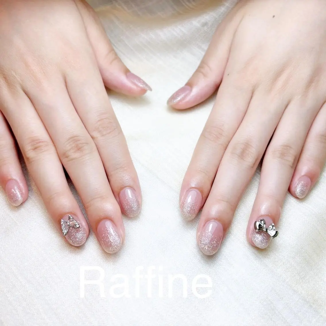 ネイル RAFFINE haru🦋🩵のネイルデザイン
