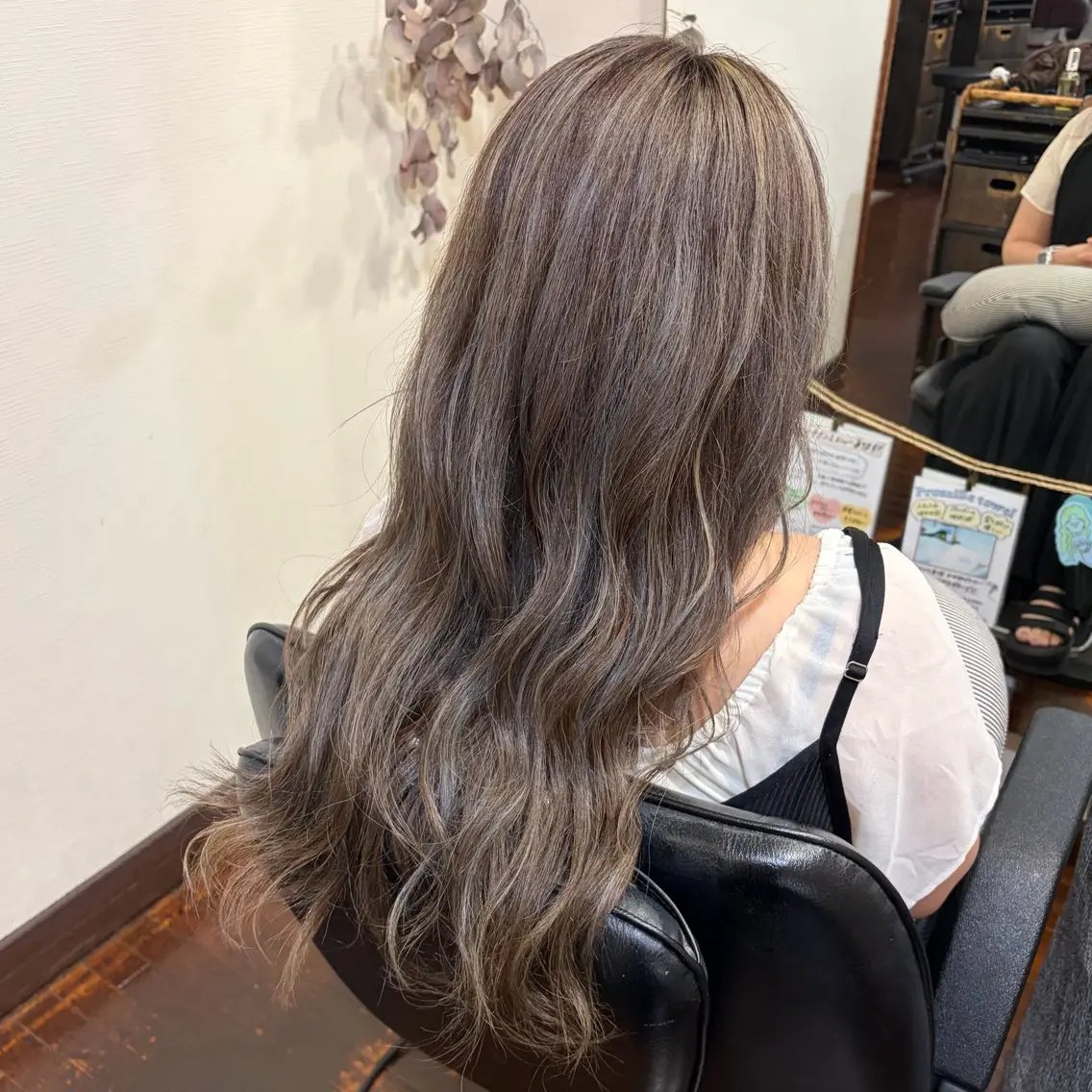 カラー ヘアカラー 中島 優のヘアスタイル