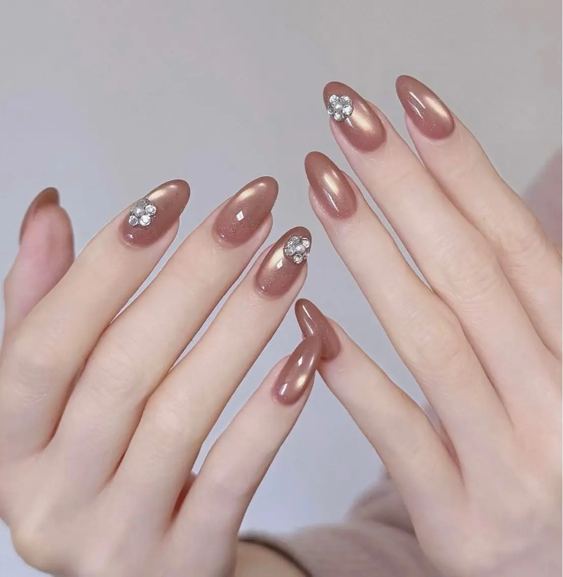 ネイル アートネイル ボルドー フレンチネイル ジェルネイル 氷ネイル・うるうるネイル ハンドネイル Julie NailSalonのネイルデザイン