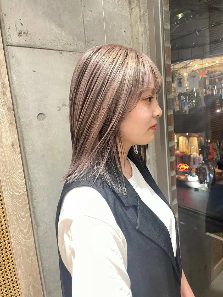 ミディアム カラー ベージュカラー デザインカラー ラベンダーカラー カットモデル募集 /RIOのヘアスタイル